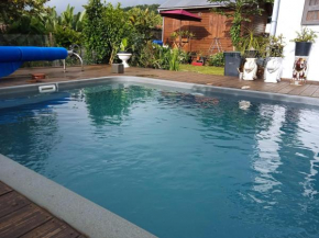 Bungalow intime avec piscine privée à Saint-Paul.